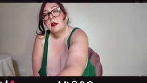 Sexy Plump Boss Cums on Call