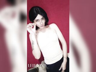 LEITAOXIV ONLYFANS - LADYBOY GOONER NERD SECRET ACTIVITY AT three AM
