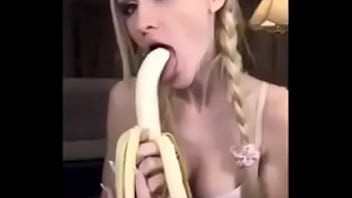 Teen sucks banana