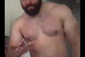Quick Cumshot in Kitchen