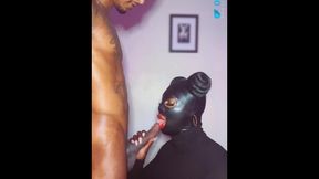 Amateur Thotiana Vixen goes deep in latex