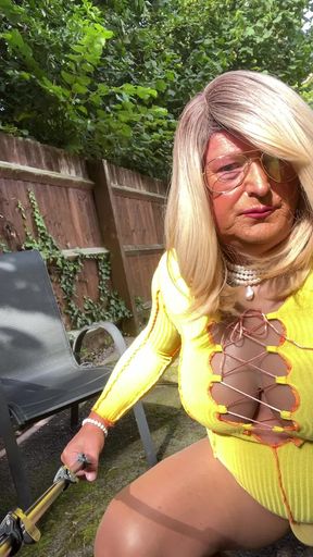 Kelly cd2022 in yellow