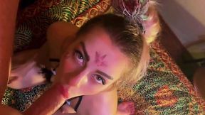 Blonde angel brings a lucky client to orgasm with her pretty mouth