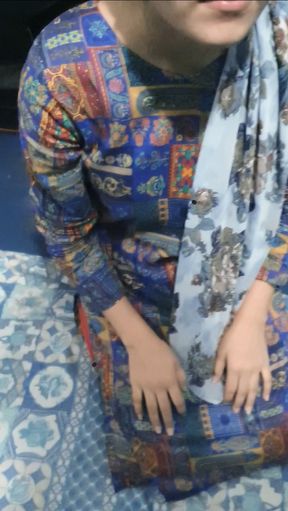 Beautiful desi 18 teen having passionate encounter with Indian classmate