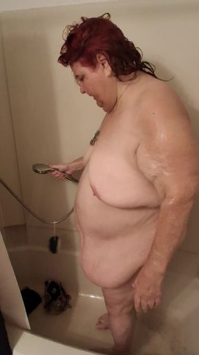 Big Beauty Nurse Vivki Always Showers and Washes Her Hair After Pool!