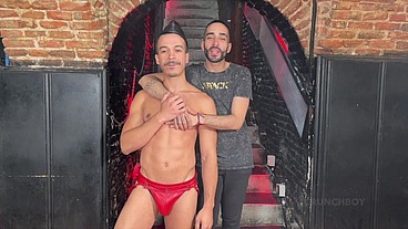SPanish boy fucking bareback in backroom in fetish outfits