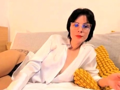 Amateur super hot brunette masturbating 3 mp4