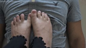 Under my toes (hd)