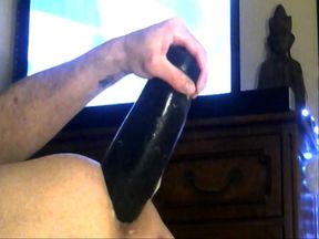 Feeding My Insatiable Hole Before It Meows