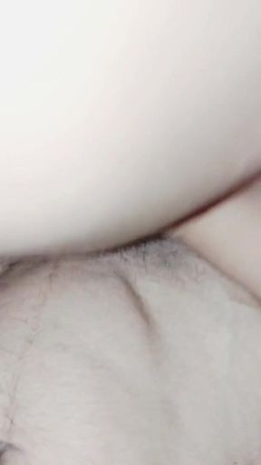 I Made Bhabhi Ride My Dick All Night and Spread Her Red Pussy