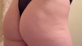 Giving Myself a Wedgie in Granny Panties