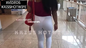 Kriss Hotwife Indo Malhar Com Cal&ccedil_a Transparente Para Deixar Os Machos Loucos Na Academia