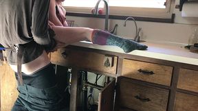 lucky plumber fucked by teen - erin electra