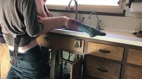 lucky plumber fucked by teen - erin electra