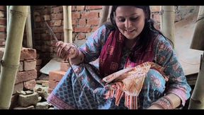 Women Labour Fuck with Labour Contractor for Earning Extra Tips