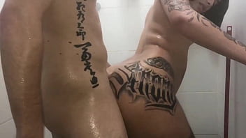 TRANSANDO GOSTOSO NO BANHO COM MEU NAMORADO - LUANA PRADO