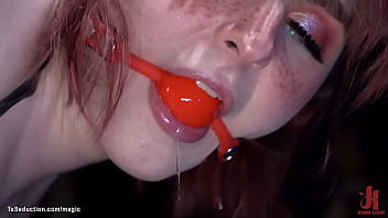 Gagged redhead shemale gets suspension