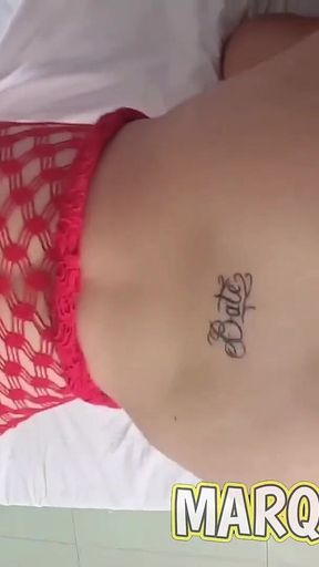 Rookie Vicky's First Time With The Couple - One Cumshot In Each Pussy