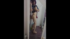 Cd Enjoys Shower with Big Dildo