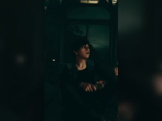 Excited Argentinian sings “Creep” by Radiohead.