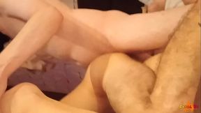 TRENZINHO COM MARIDO FODENDO ESPOSA E SUBMISSO FAZENDO ANAL NO MARIDO