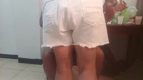 What a good feeling my neighbor gives on my cock