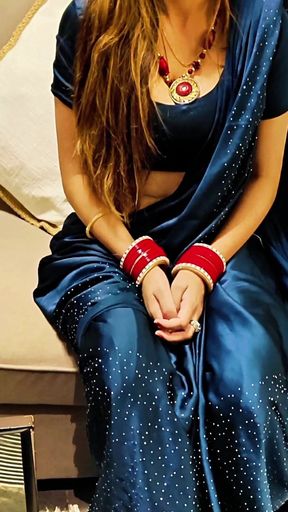Indian MILF Stepmom Wants to Loose Her Stepson Verginity
