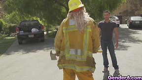 Blonde ts aspen brooks rocks her construction uniform in hot scene with meat pole