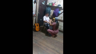 LIDER RELIGIOSO LE PREDICA A SU DISCIPULO,  DESPUES EL DISCIPULO LO SEDUCE PARA FOLLAR