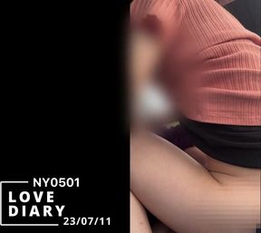 Japanese babe with a squirting orgasm in a car - a wild ride!
