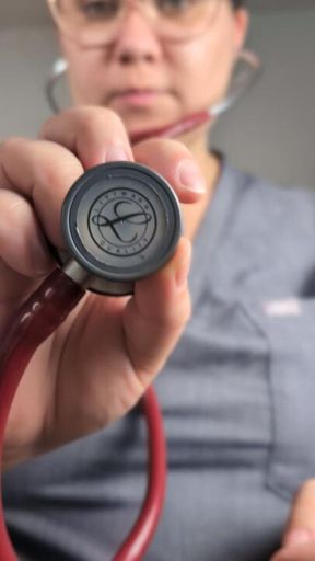 Doctor Mommy Rewarding Your Bravery With a Handjob