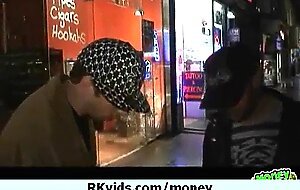Wanna do sex for money 26