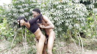 Pár, černý, táta – domácí klip amatérských mladých gay děvek, velké černé péro v análu