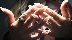 Massage with long oval nails