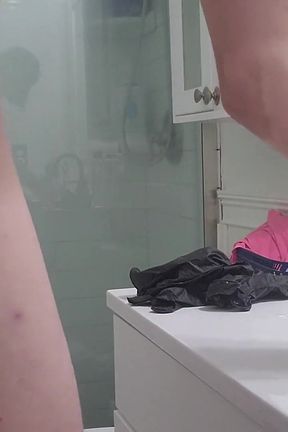 Solo Male Shaving in Shower! Where Are All the Woman??