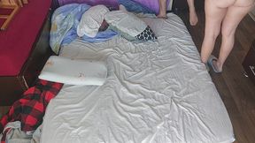 Hot amateur couple has unbridled sex in the bedroom. Amateur wife prepares breakfast naked in the kitchen.