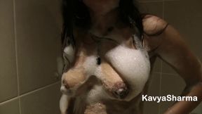 Indian Big Boobs Girl Taking Shower