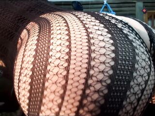 Biggest Lalin Girl butt widen and squirt twat, lactate breast milk