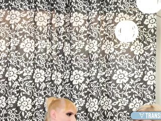 Mesmerizing TS Blondes Nikki Lilith & Nikola Ophan Screw!