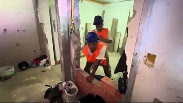 PEDREIROS FAZENDO SEXO NA OBRA
