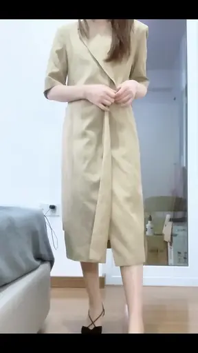 Seamless Silk Masturbation