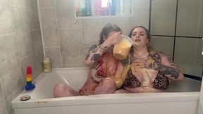 Sploshing with Sammie