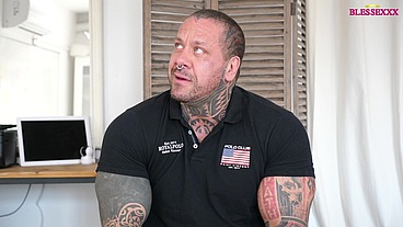Sex Addict OTS775