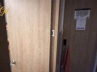 Spying on my stepmom!! Hawt mother I'd like to fuck eats the monster jock of her stepson whilst his spouse is not at home - Salome Gil