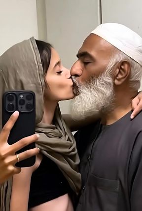 Punjabi skinNY teen pakistani GF gets fucked by her boyfriend