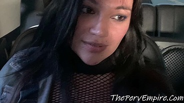Big Booty Gets Fucked In Public