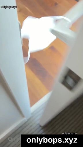 Amateur teen shares naughty content on TikTok & OnlyFans