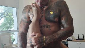 Anazinha Em Miniatura Ninfomaníaca Pegou Irmão Na Frente Do Seu Marido