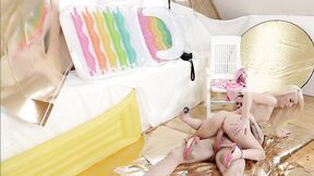 Russian model Kira Thorn had sex with a photographer