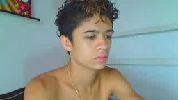 Dereck Shows Sexy Ass and Body Hot Twink